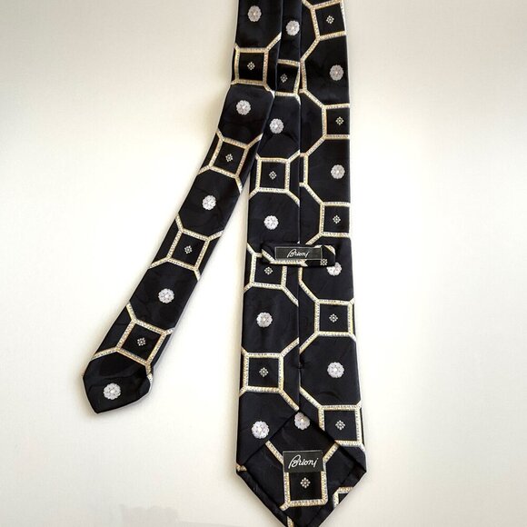 NEW VINTAGE BRIONI TIE NEIMAN MARCUS 100% SETA-SILK WITH BOX HAND MADE ITALY - Picture 4 of 14